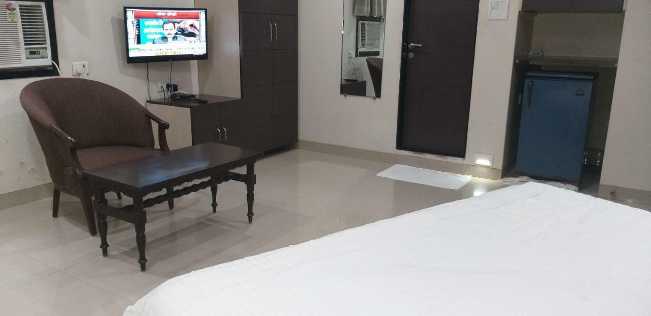 Pals Hotel 2*